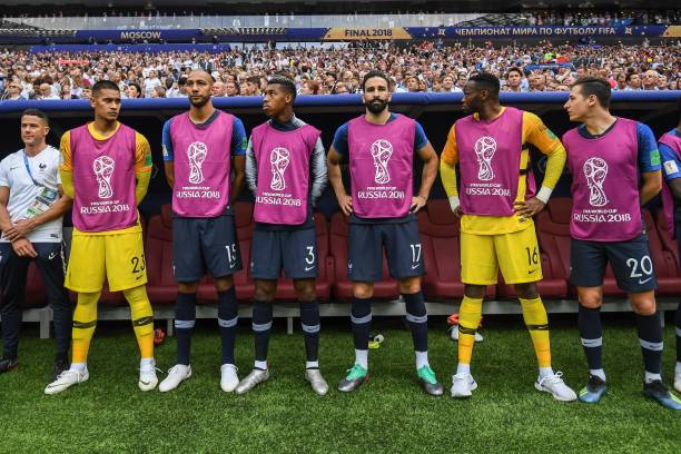 保工作的深 保工作的深